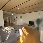 Zwei Апартаменты *